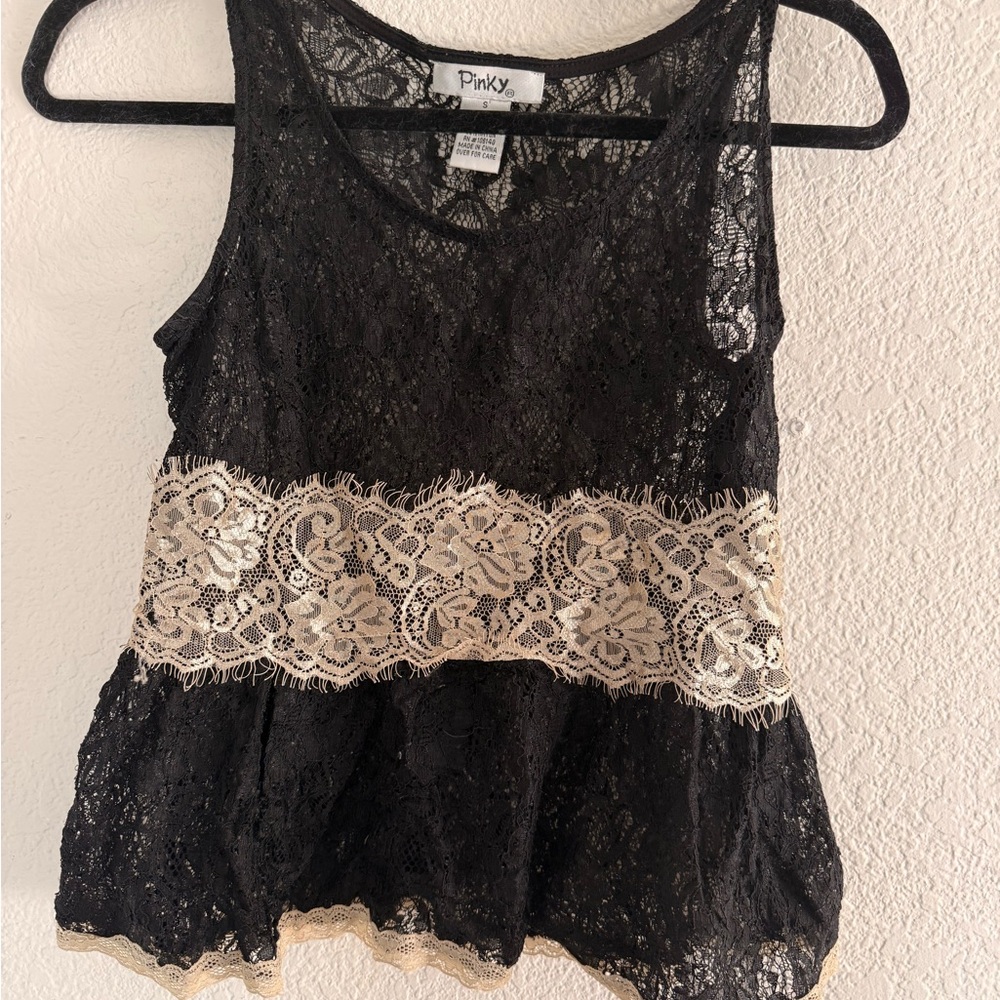 90s y2k vintage lace tank top